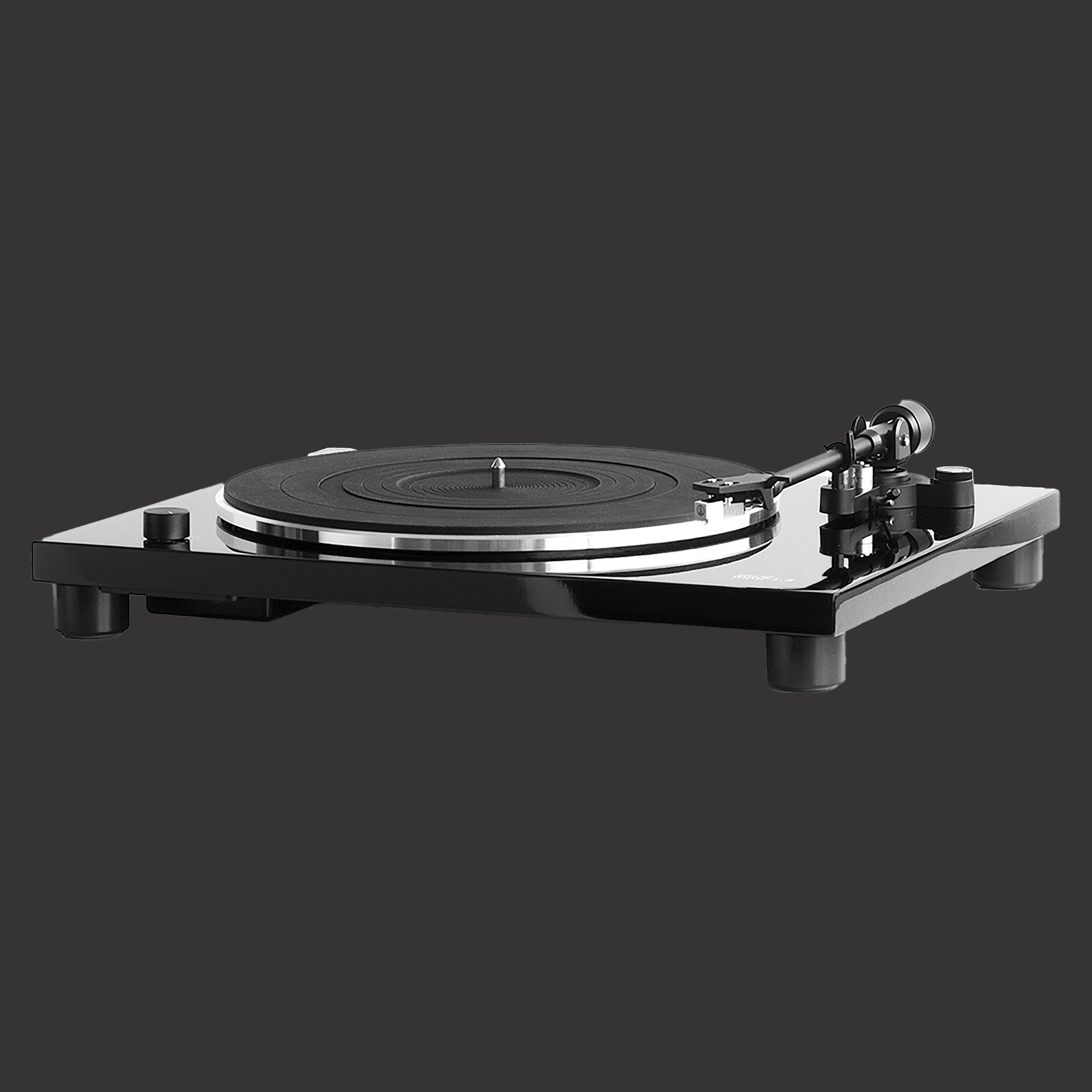 MUSIC HALL MMF 1.3 TURNTABLE